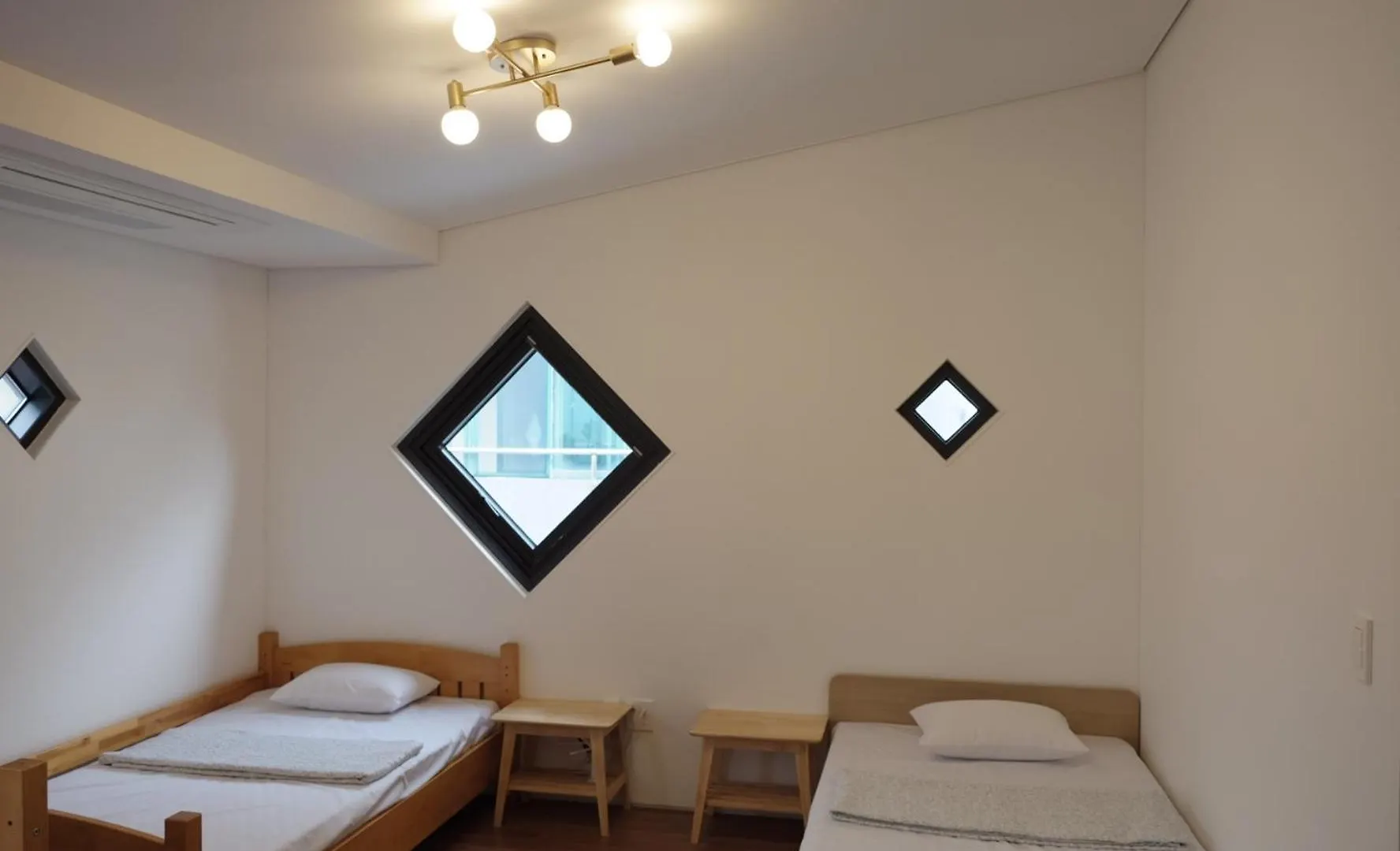 Hostel Mir Guesthouse Jeju South Korea