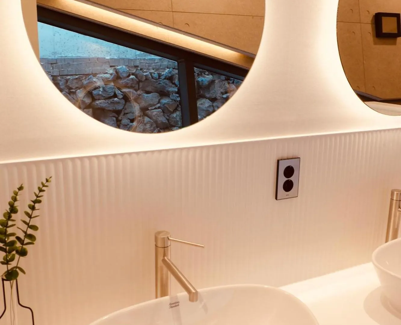 Mir Guesthouse Jeju 0*,  South Korea