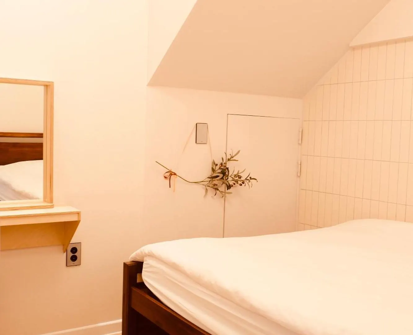 Mir Guesthouse Jeju 0*,  South Korea