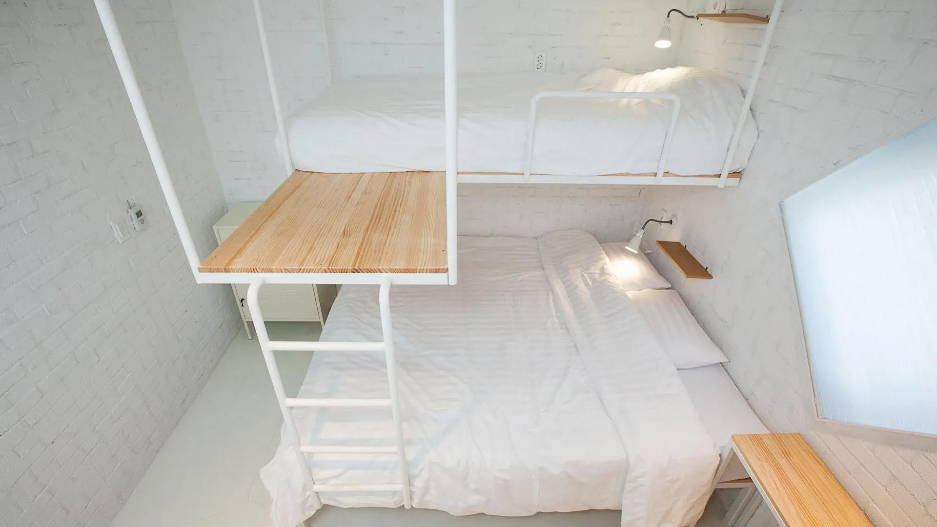 Hostel Mir Guesthouse Jeju