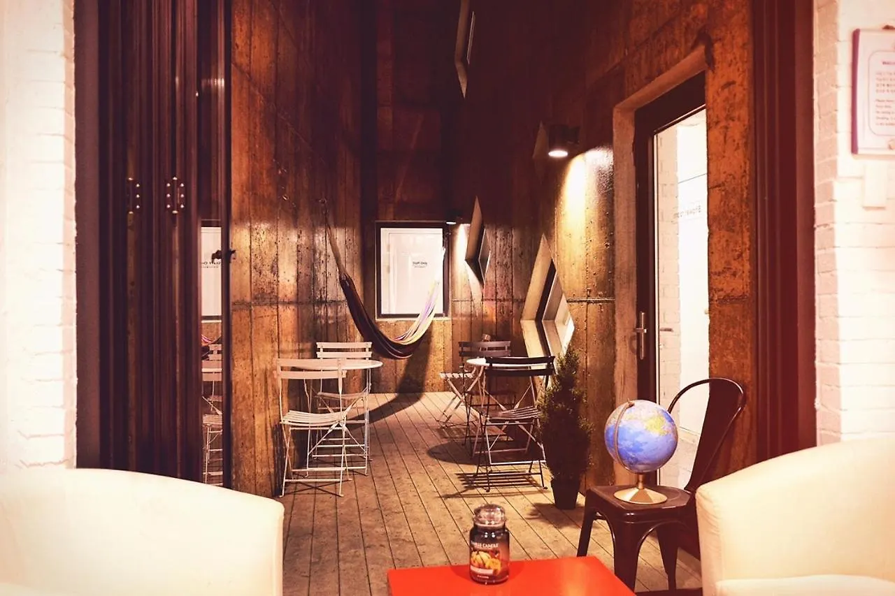 Hostel Mir Guesthouse Jeju
