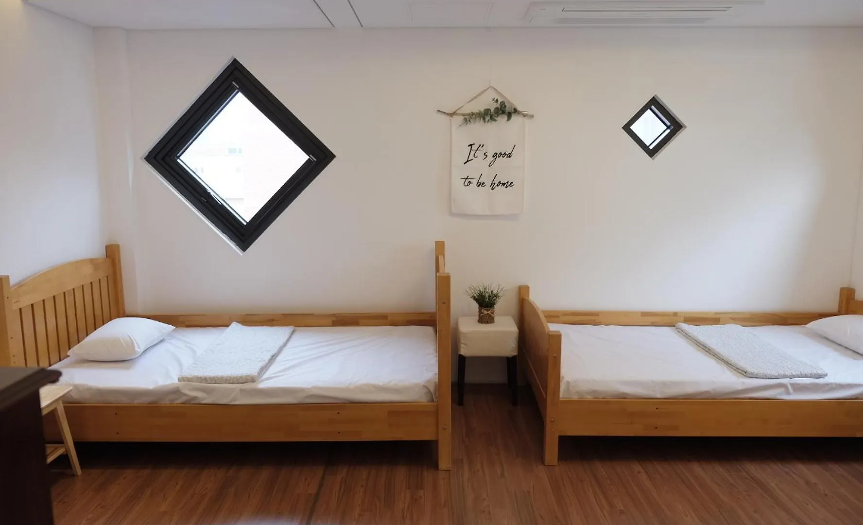 Mir Guesthouse Jeju